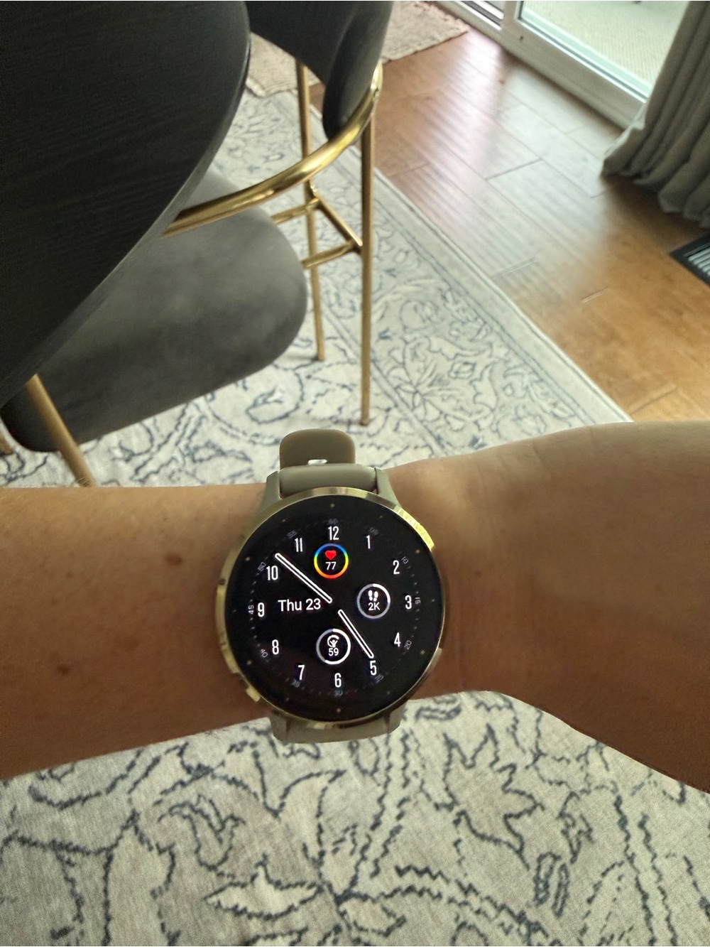 GARMIN Venu3S - Smartwatch with taupe Silicone Band and Gold Bezel